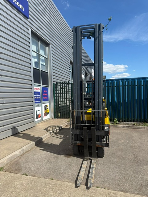 Aisle Master 20NG - 2.0 Tonne Gas Forklift Truck