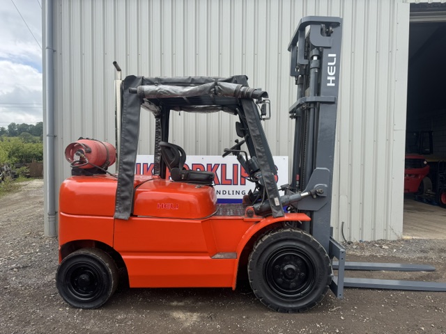 Heli HFG45 - 4.5 Tonne Gas Forklift Truck