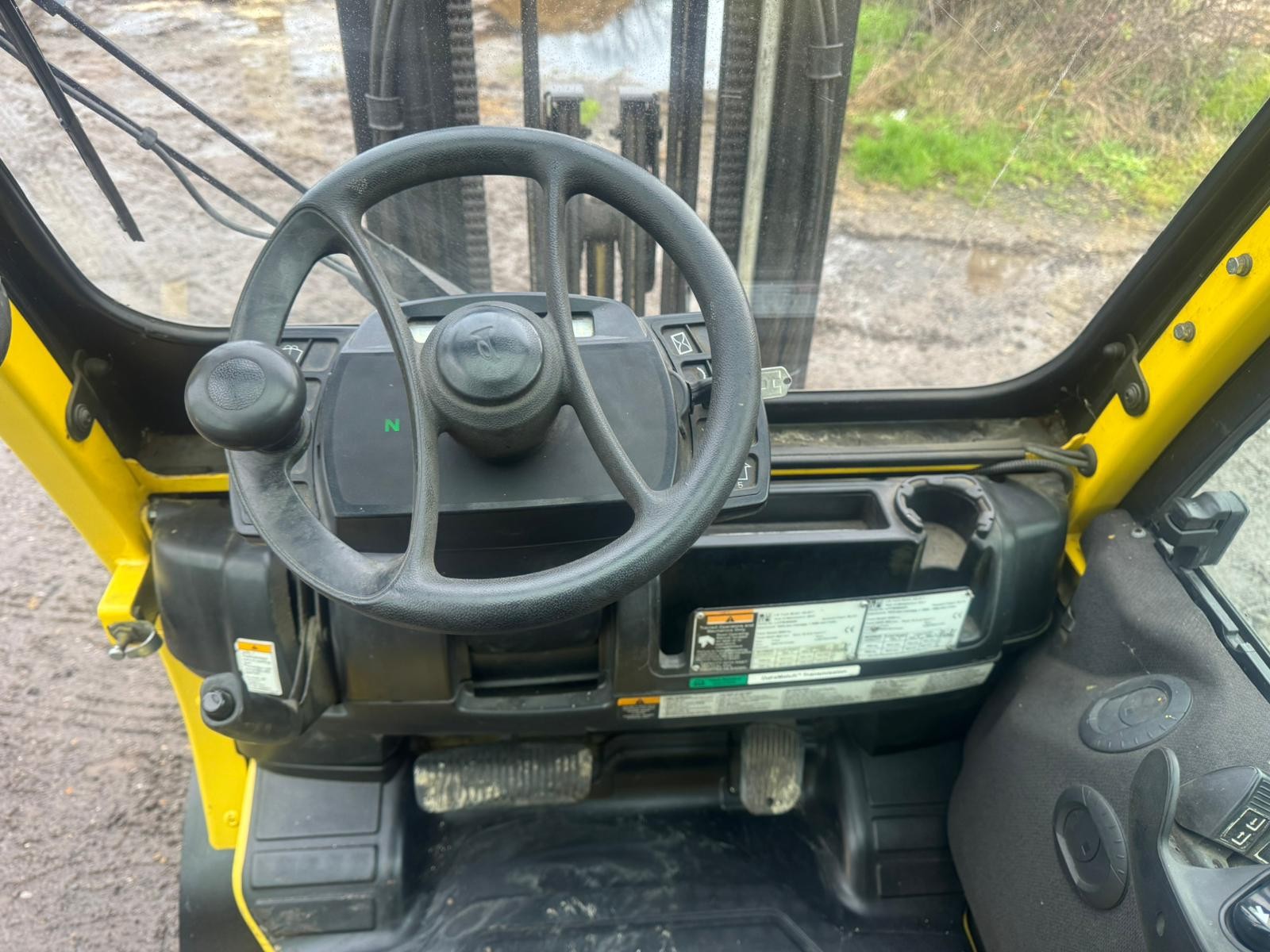 Hyster 3.5FT - 3.5 Tonne Gas Forklift Truck