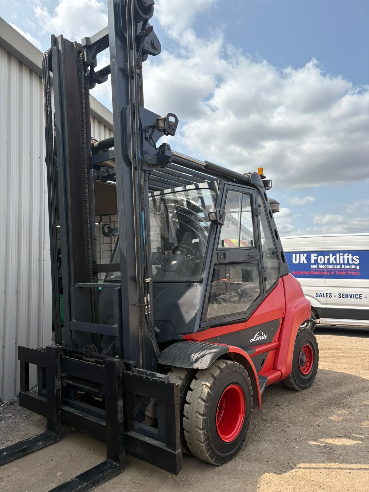 Linde H70D - 7 Tonne Diesel Forklift Truck