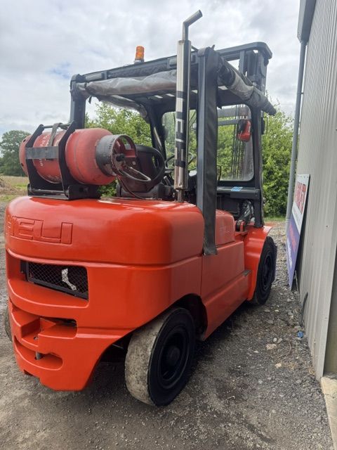 Heli HFG45 - 4.5 Tonne Gas Forklift Truck